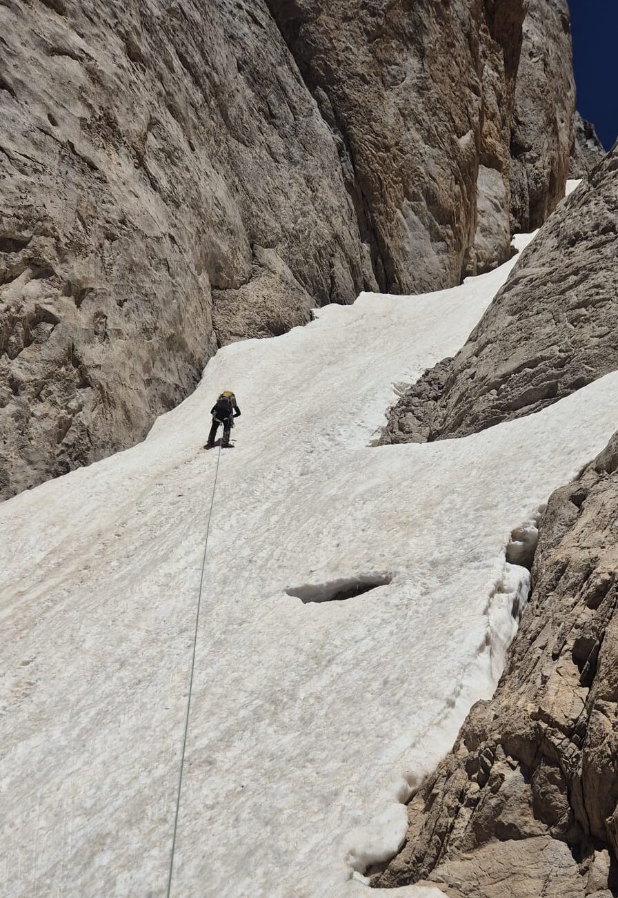 HAKKARİ (AA) – Hakkari'de Cilo Dağları'na tırmanırken kaybolan dağcı için