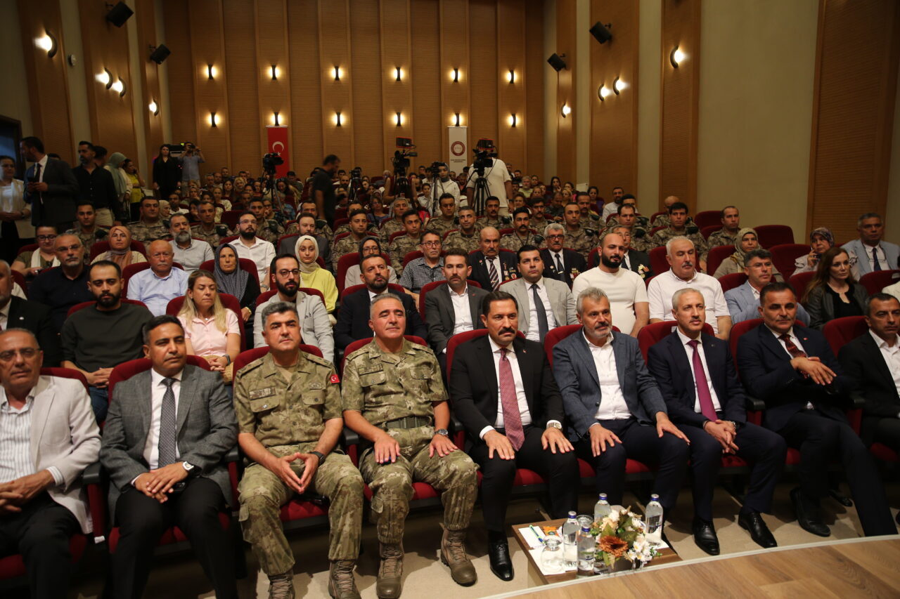 HATAY (AA) – Hatay ve Osmaniye'de 15 Temmuz Demokrasi ve