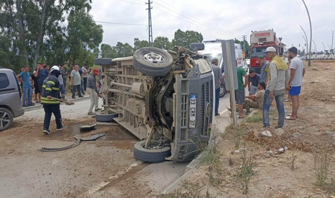 HATAY (AA) – Hatay'ın Arsuz ilçesinde, 3 aracın karıştığı zincirleme