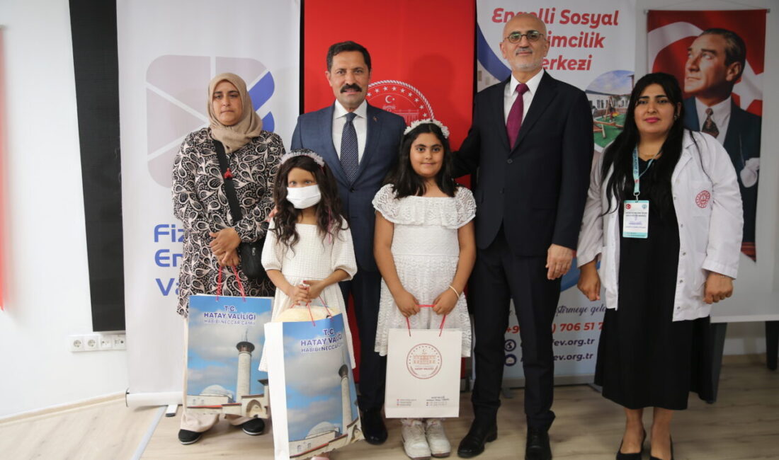 HATAY (AA) – Hatay'da 9 yaşındaki Deniz Güzel'in bağışladığı saçlarından