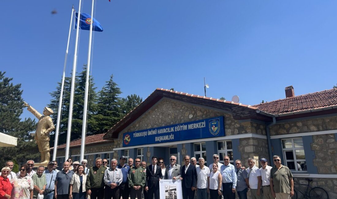 - Türkiye'nin ilk tayyare mühendisi Selahattin (Reşit) Alan ve havacılık
