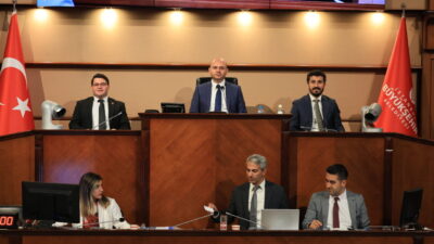 - Yediemin otoparklarına araç çekme ücreti yüzde 38,90 zamla 1800