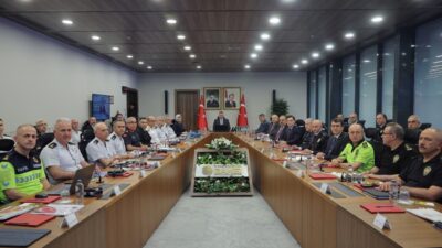 - İçişleri Bakanı Çiftçi:
- "Havalimanlarından zirve alanlarına, konaklama noktalarından intikal