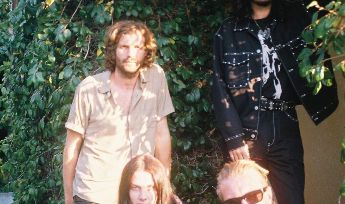İSTANBUL (AA) – İngiliz alternatif rock grubu Wolf Alice, Epifoni