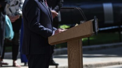 LONDRA (AA) – İngiltere Başbakanı Keir Starmer, istifasını İngiltere Kralı
