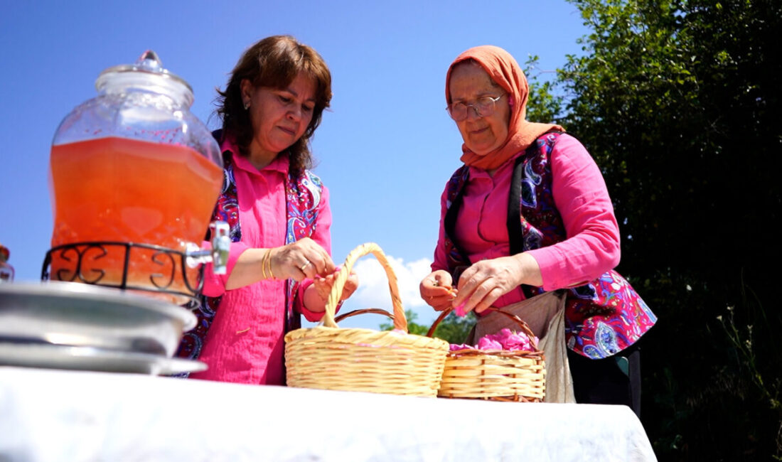 ISPARTA (AA) – Gülün başkenti olarak bilinen Isparta'da, Osmanlı saray