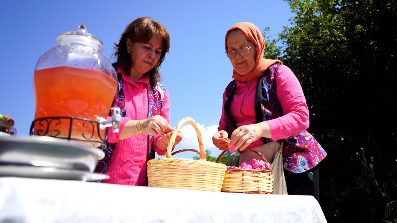 ISPARTA (AA) – Gülün başkenti olarak bilinen Isparta'da, Osmanlı saray