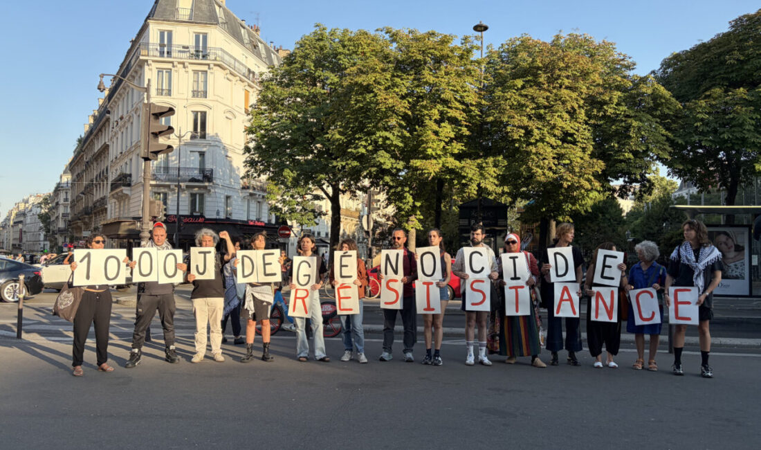 PARİS (AA) – Fransa’nın başkenti Paris’te düzenlenen gösteride, İsrail'in Gazze'de