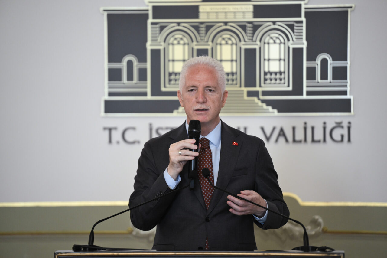 - Vali Davut Gül:
- "Türkiye Cumhuriyeti, DEAŞ'tan FETÖ'ye kadar alfabenin