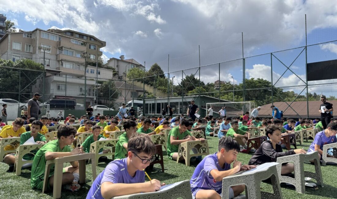İSTANBUL (AA) – İstanbul Müftülüğünce, gençlerde bağımlılıkla ilgili farkındalık oluşturmak