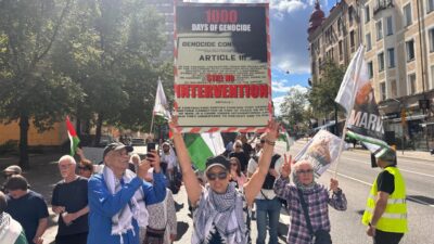 STOCKHOLM (AA) – İsveç'in başkenti Stockholm'de yüzlerce kişi, İsrail'in 10