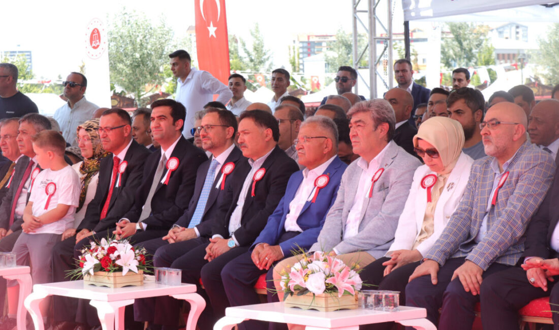 - Adalet Bakan Yardımcısı Sedat Ayyıldız:
- "Kimse devletten daha güçlü