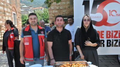 İZMİR/MANİSA (AA) – İzmir ve Manisa'da 15 Temmuz Demokrasi ve