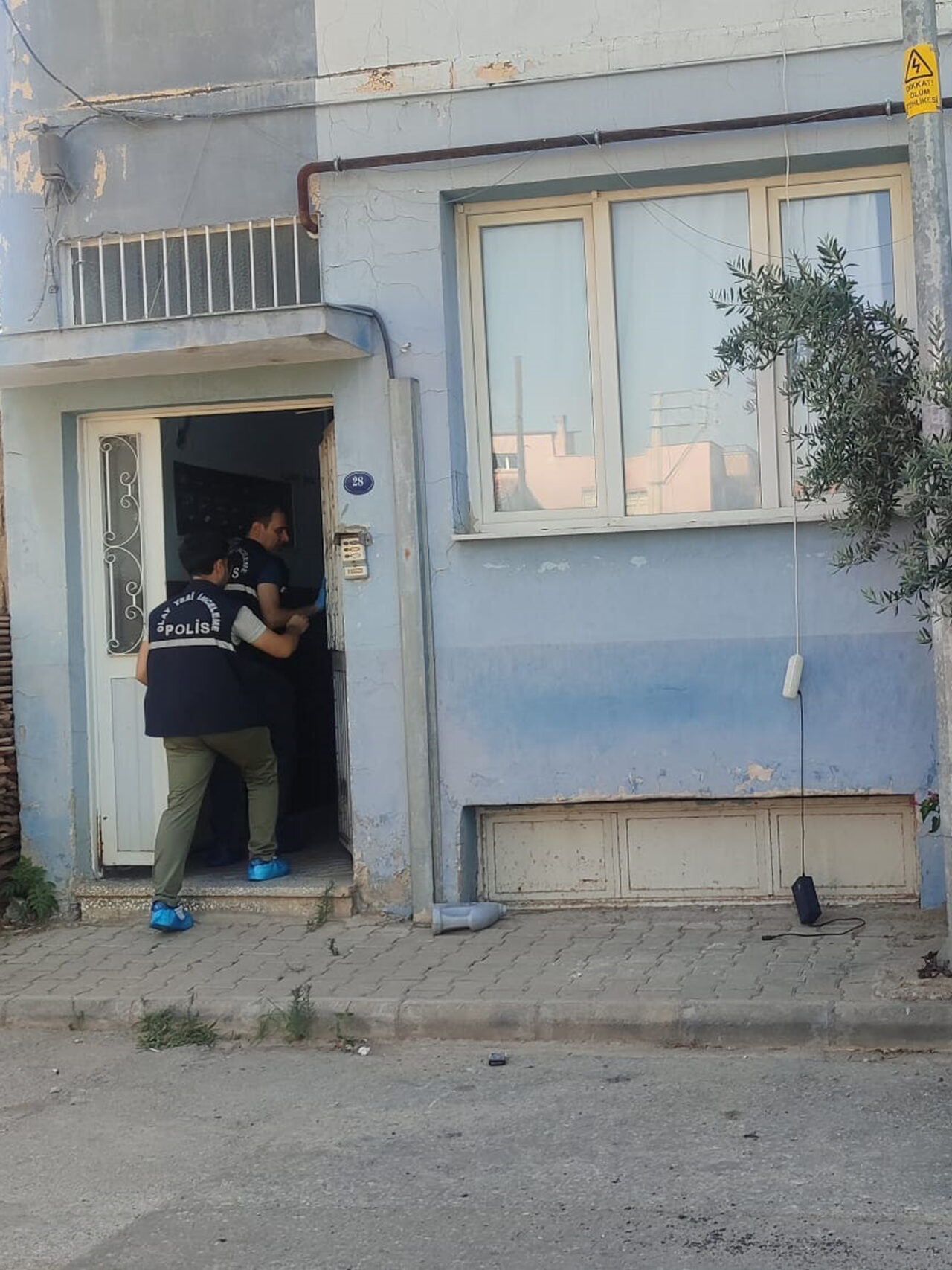 İZMİR (AA) – İzmir'in Ödemiş ilçesinde tartıştığı arkadaşını bıçakla öldüren