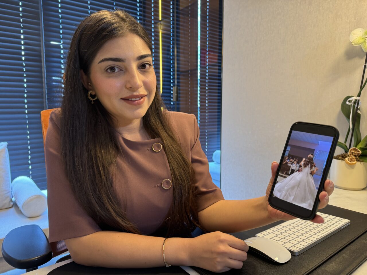 İZMİR (AA) – İzmir'de düğünlerinin video kaydının bulunamaması nedeniyle düğün