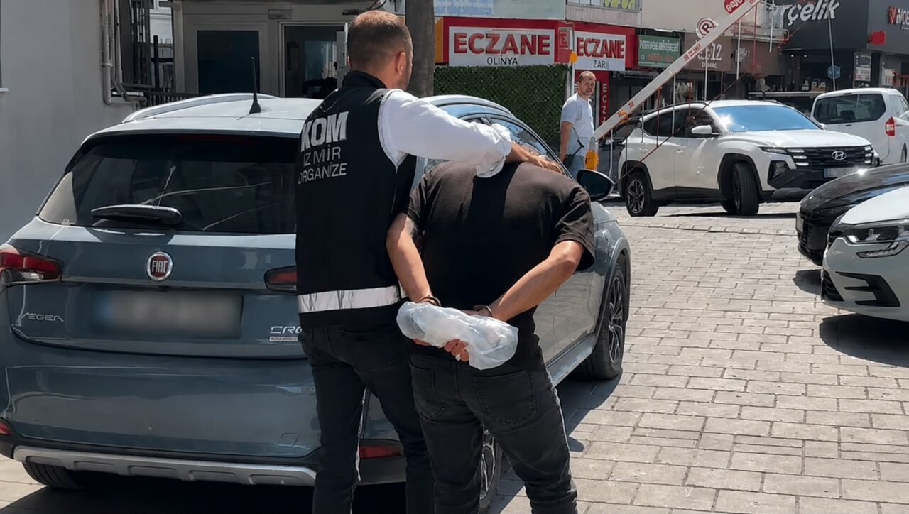İZMİR (AA) – İzmir'in Torbalı ilçesinde bir iş yerinin kurşunlanmasıyla