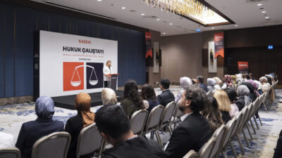 - KADEM Yönetim Kurulu Başkanı Sarı:
- "Hukuk düzeninin değişen toplumsal