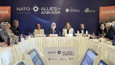 - Panelde, kriz dönemlerinde kadınların toplumsal dayanıklılığın güçlendirilmesindeki rolü, sivil
