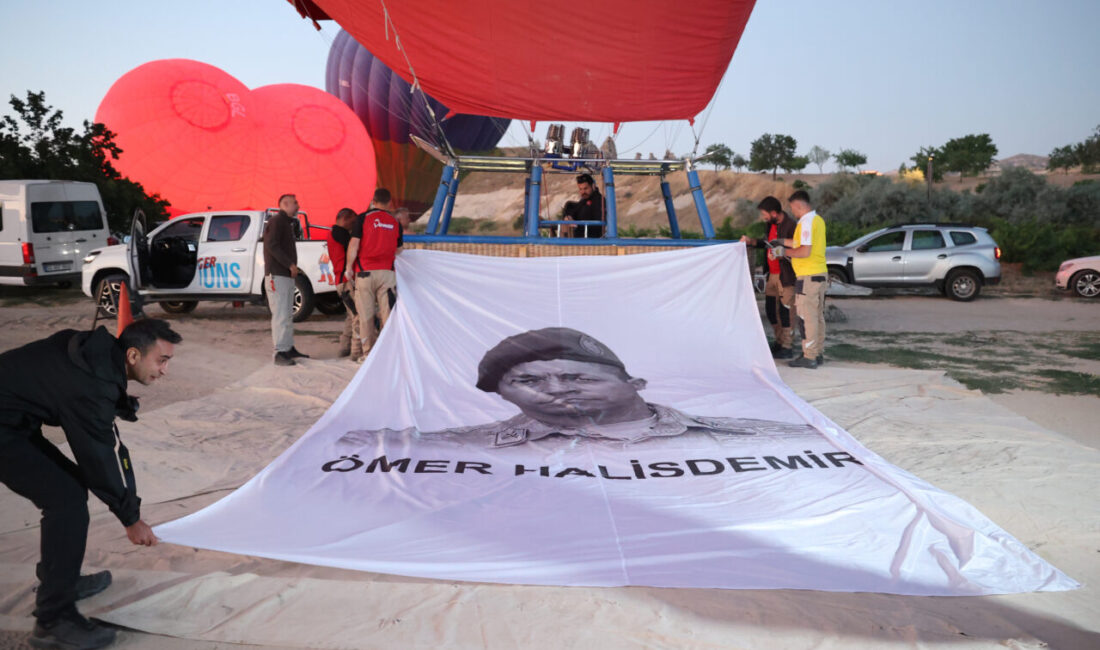 NEVŞEHİR (AA) – Kapadokya'da sıcak hava balonları, 15 Temmuz Demokrasi