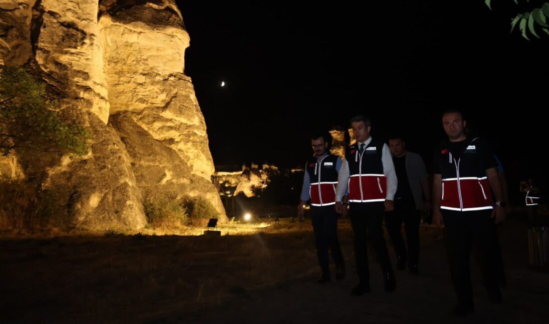 NEVŞEHİR (AA) – Kapadokya'da ziyaretçilerin ilgisini çeken turizm merkezlerinden Paşabağları
