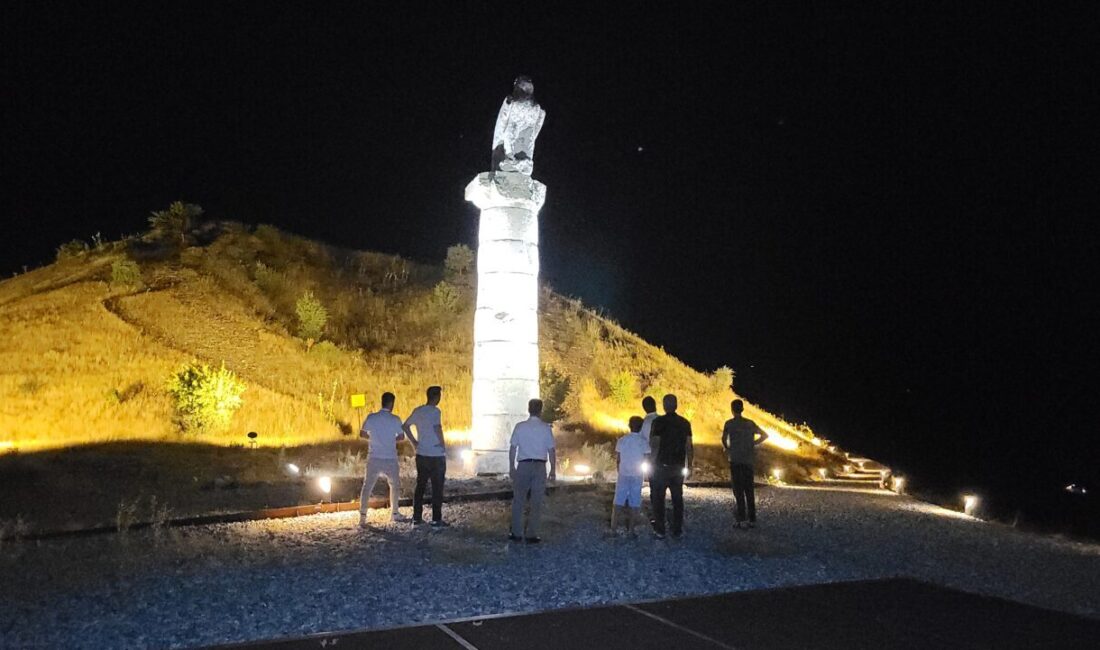 ADIYAMAN (AA) – Adıyaman'ın Kahta ilçesindeki, Kommagene Uygarlığı'nın önemli anıt