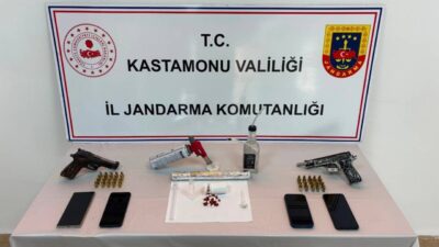 KASTAMONU (AA) – Kastamonu'da düzenlenen uyuşturucu operasyonunda gözaltına alınan 3
