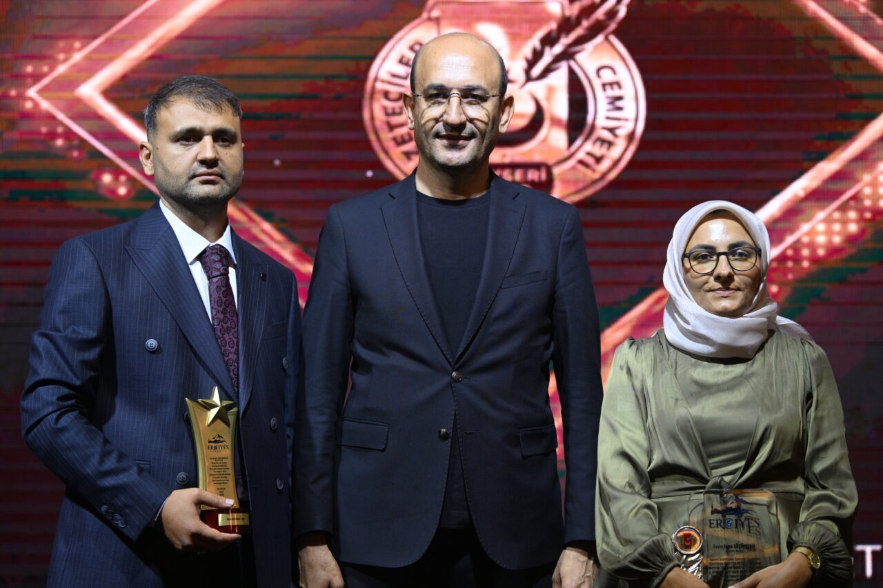 KAYSERİ (AA) – Kayseri Gazeteciler Cemiyeti (KGC) tarafından düzenlenen "Erciyes