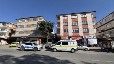 KAYSERİ (AA) – Kayseri'nin merkez Kocasinan ilçesinde 3. kattan düşen