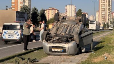 KAYSERİ (AA) – Kayseri'de hafif ticari aracın devrildiği kazada yaralanan