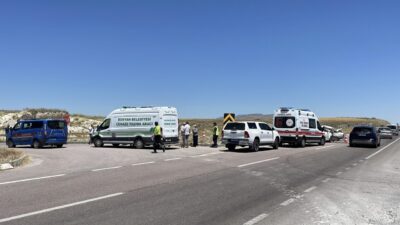 KAYSERİ (AA) – Kayseri'nin Pınarbaşı ilçesinde, iki otomobilin çarpışması sonucu