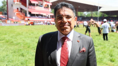 - Türkiye Geleneksel Güreşler Federasyonu Başkanı İbrahim Türkiş:
- "O muhteşem