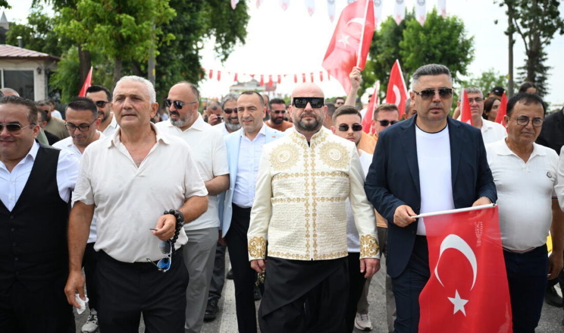 - 665. Tarihi Kırkpınar Yağlı Güreşleri kapsamında düzenlenen "ağa karşılaması"