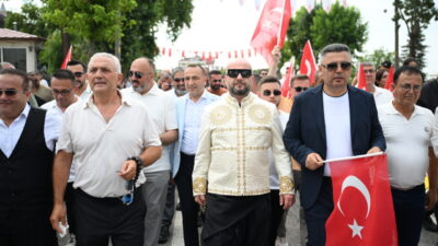 - 665. Tarihi Kırkpınar Yağlı Güreşleri kapsamında düzenlenen "ağa karşılaması"