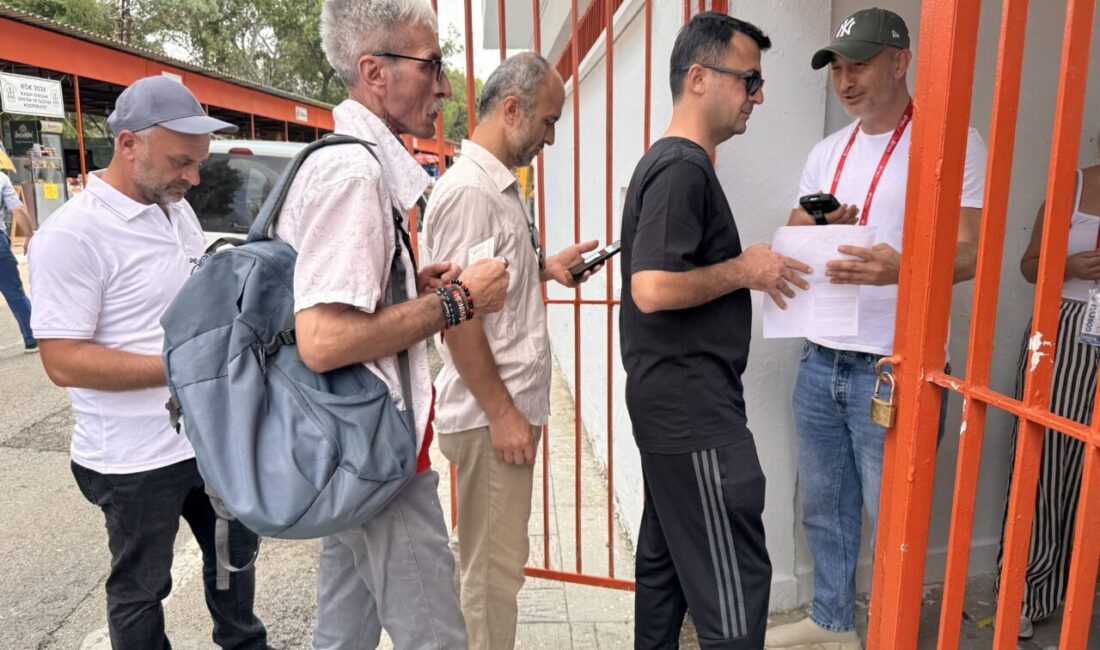 EDİRNE (AA) – Türkiye'nin farklı illerinden Edirne'ye gelen güreşseverler, 665.