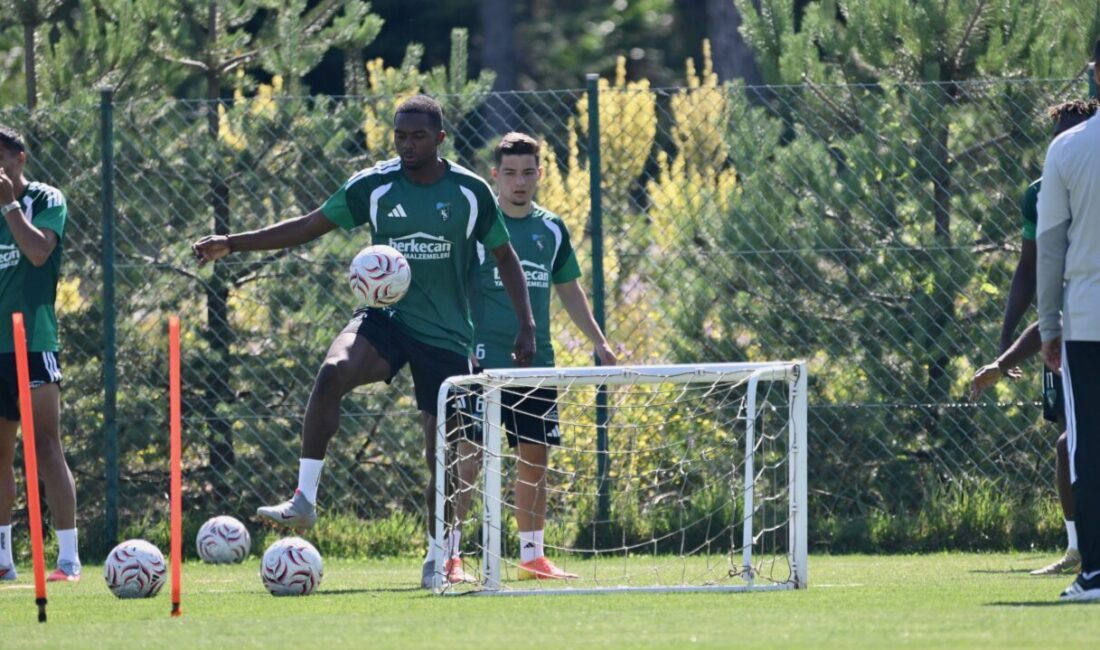 DÜZCE (AA) – Trendyol Süper Lig ekiplerinden Kocaelispor, yeni sezon