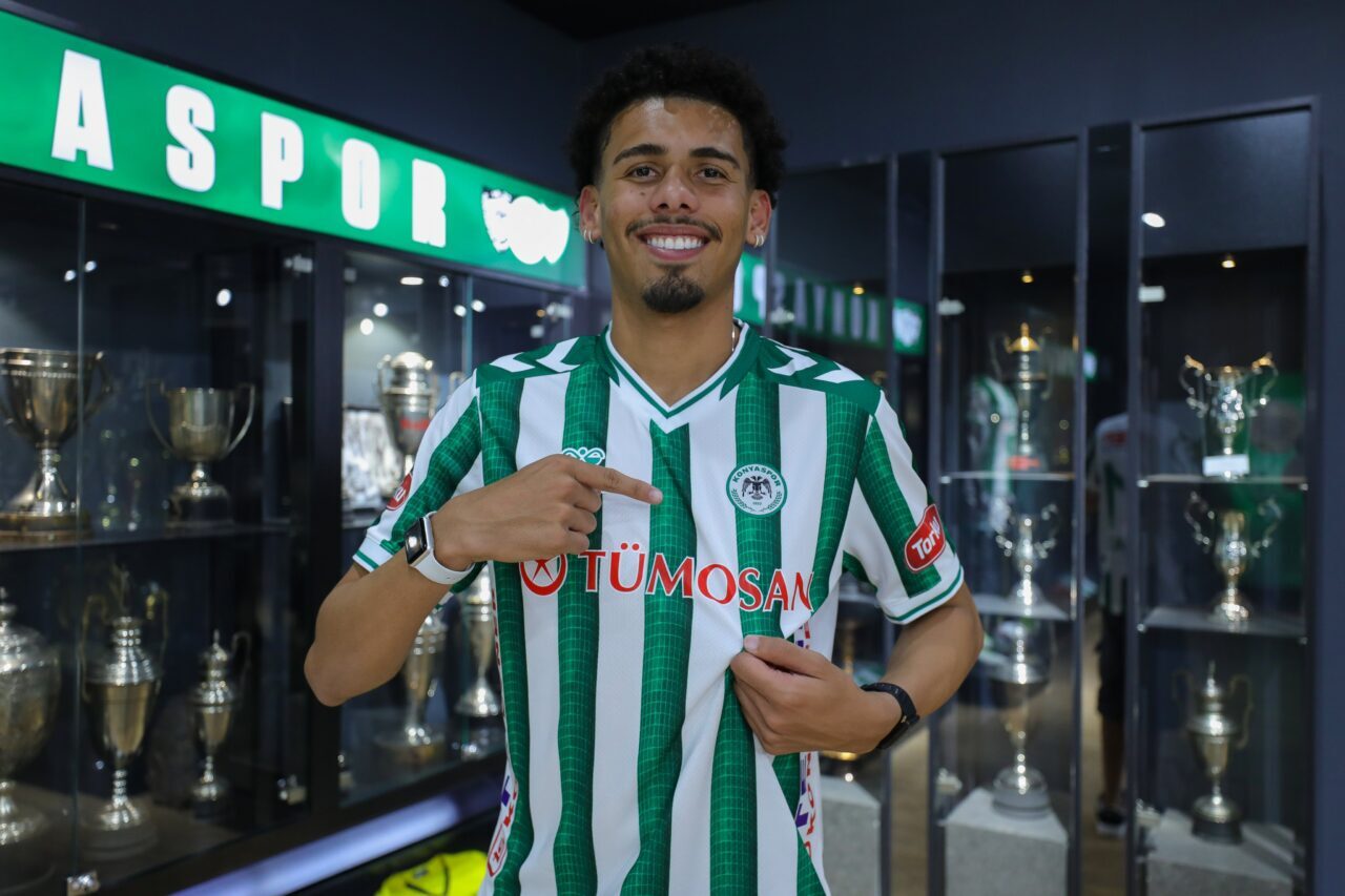 KONYA (AA) – Trendyol Süper Lig ekiplerinden TÜMOSAN Konyaspor, savunma