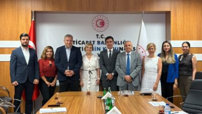 - Kozmetik Üreticileri ve Araştırmacıları Derneği Yönetim Kurulu Başkanı Fuat