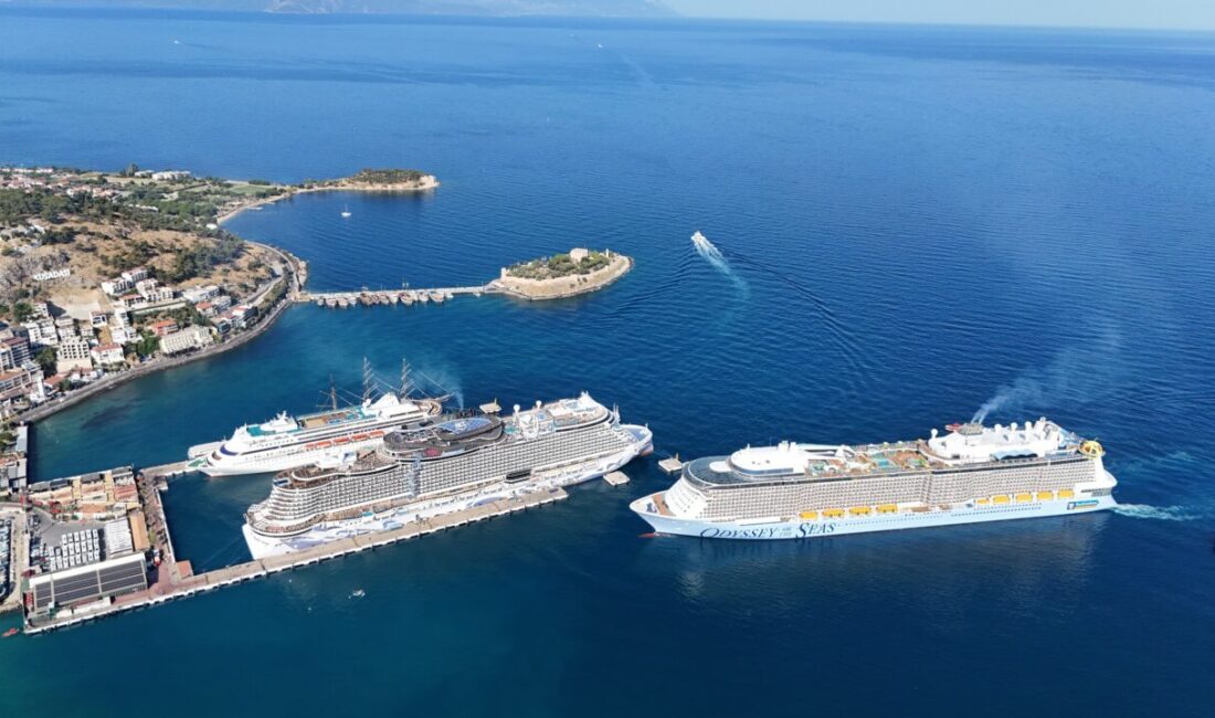 AYDIN (AA) – Kruvaziyer turizminin önemli noktalarından Aydın'ın Kuşadası ilçesi,