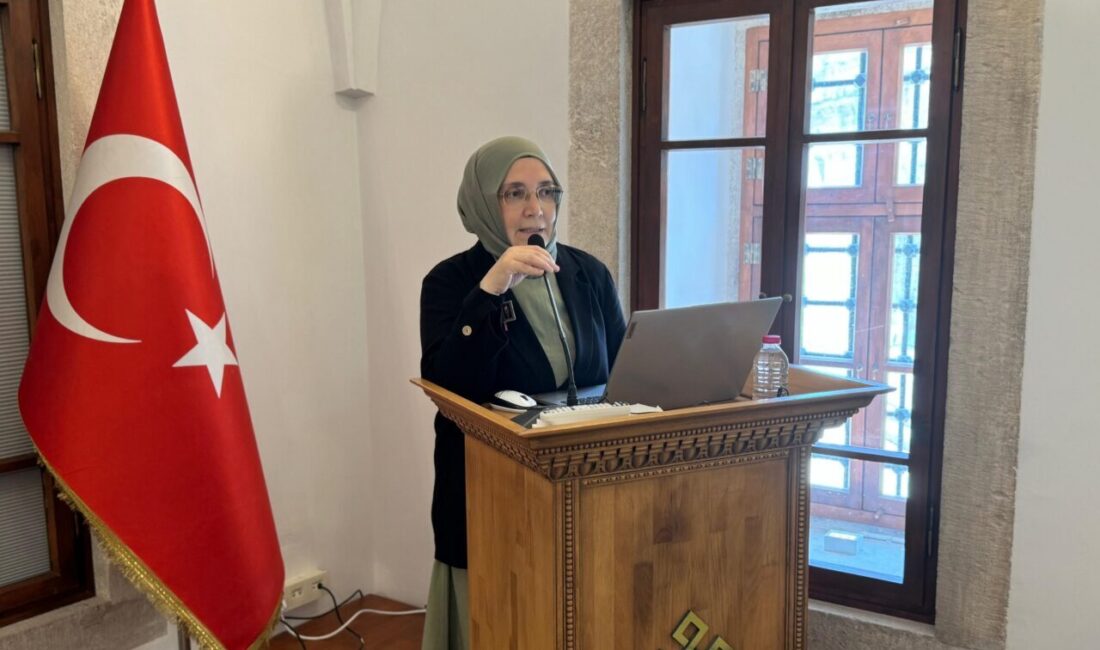 - TÜYEK Araştırma ve Eğitim Merkezi Müdürü Emine Altay Öztürk:
-