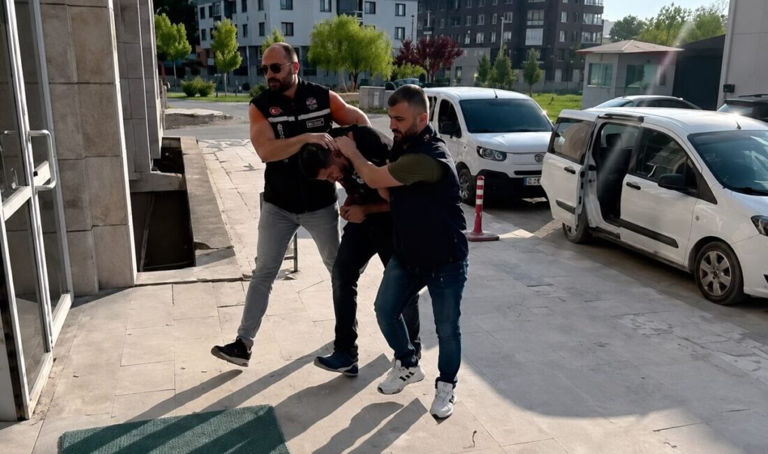 KÜTAHYA (AA) – Kütahya'da, hakkında "karşılıksız çek vermek" suçundan kesinleşmiş