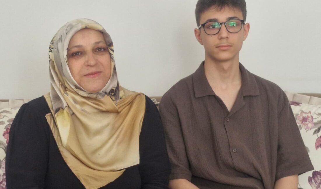 TOKAT (AA) – Tokat'ın Erbaa içesinde Liselere Geçiş Sistemi (LGS)