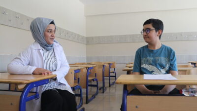 - Elazığ'da İhsan Tangülü Ortaokulu mezunu Sefa Fırat:
- "Azimli çalışmamın
