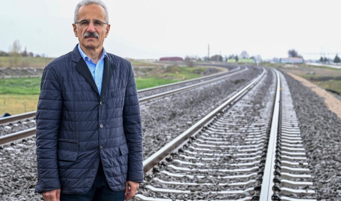 - Ulaştırma ve Altyapı Bakanı Abdulkadir Uraloğlu:
- "SİMURAY-KBÜ Projesi ile