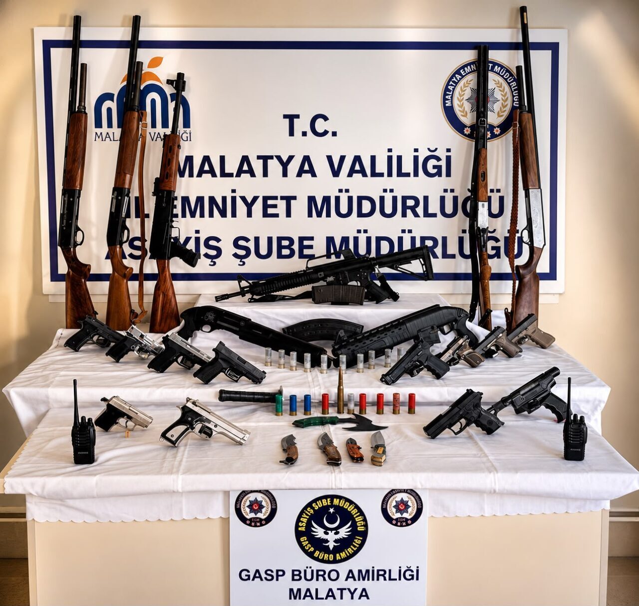 MALATYA (AA) – Malatya'da sosyal medya platformlarında silah teşhiri ve