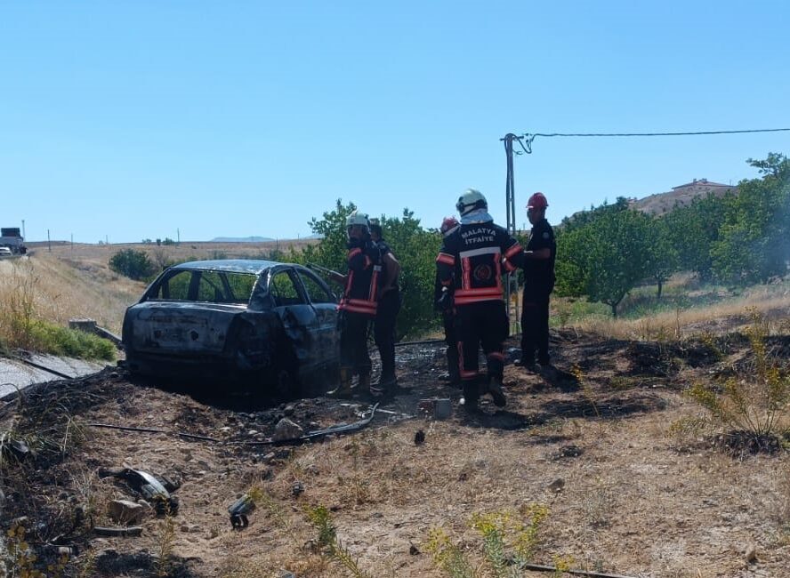 MALATYA (AA) – Malatya'da takla atan otomobilin yanması sonucu 1