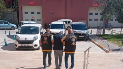 MANİSA (AA) – Manisa'da, 10 ayrı suç kaydı ve 17