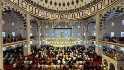 MARDİN/SİİRT (AA) – Mardin ve Siirt'te, 15 Temmuz Demokrasi ve