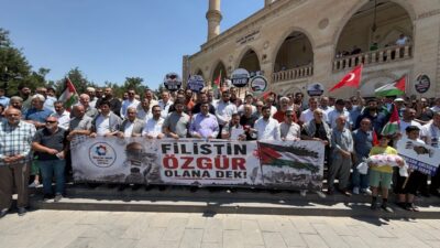MARDİN (AA) – Mardin'de İsrail'in Gazze'ye saldırıları basın açıklamasıyla protesto