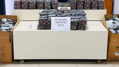 MERSİN (AA) – Mersin'in merkez Toroslar ilçesinde düzenlenen uyuşturucu operasyonunda