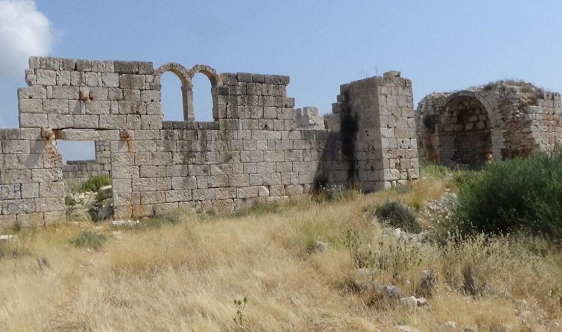 MERSİN (AA) – Mersin'in Erdemli ilçesinde bulunan Roma Yolu'nun turizme